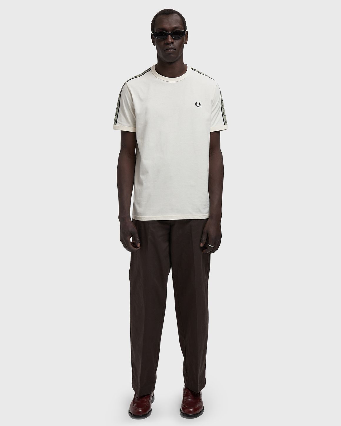 Fred Perry CONTRAST TAPE RINGER T-SHIRT – Ansicht 2