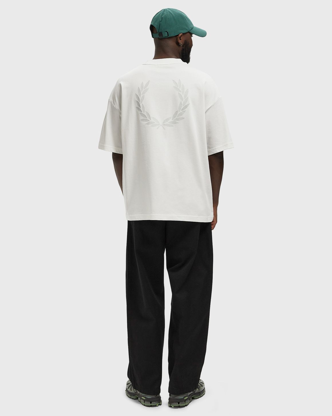 Fred Perry BACK PRINT LRL WREATH T-SHIRT – Ansicht 2