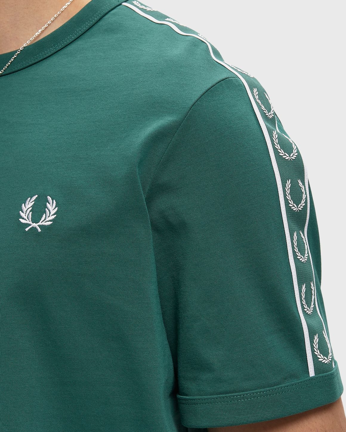 Fred Perry CONTRAST TAPE RINGER T-SHIRT – Ansicht 3