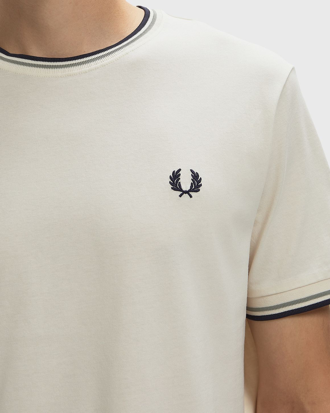 Fred Perry TWIN TIPPED T-SHIRT – Ansicht 3