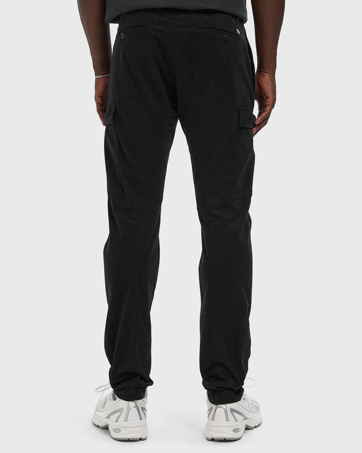 C.P. Company STRETCH SATEEN ERGONOMIC LENS CARGO PANTS – Ansicht 3