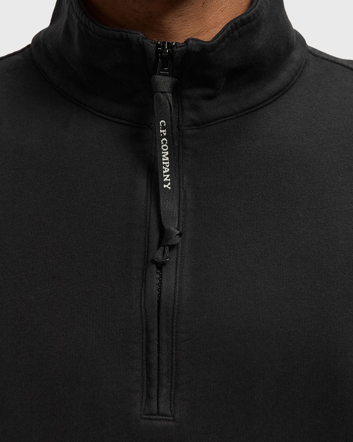 C.P. Company BRUSHED AND EMERIZED DIAGONAL FLEECE MIXED BOXY CREWNECK LENS SWEATSHIRT – Ansicht 3