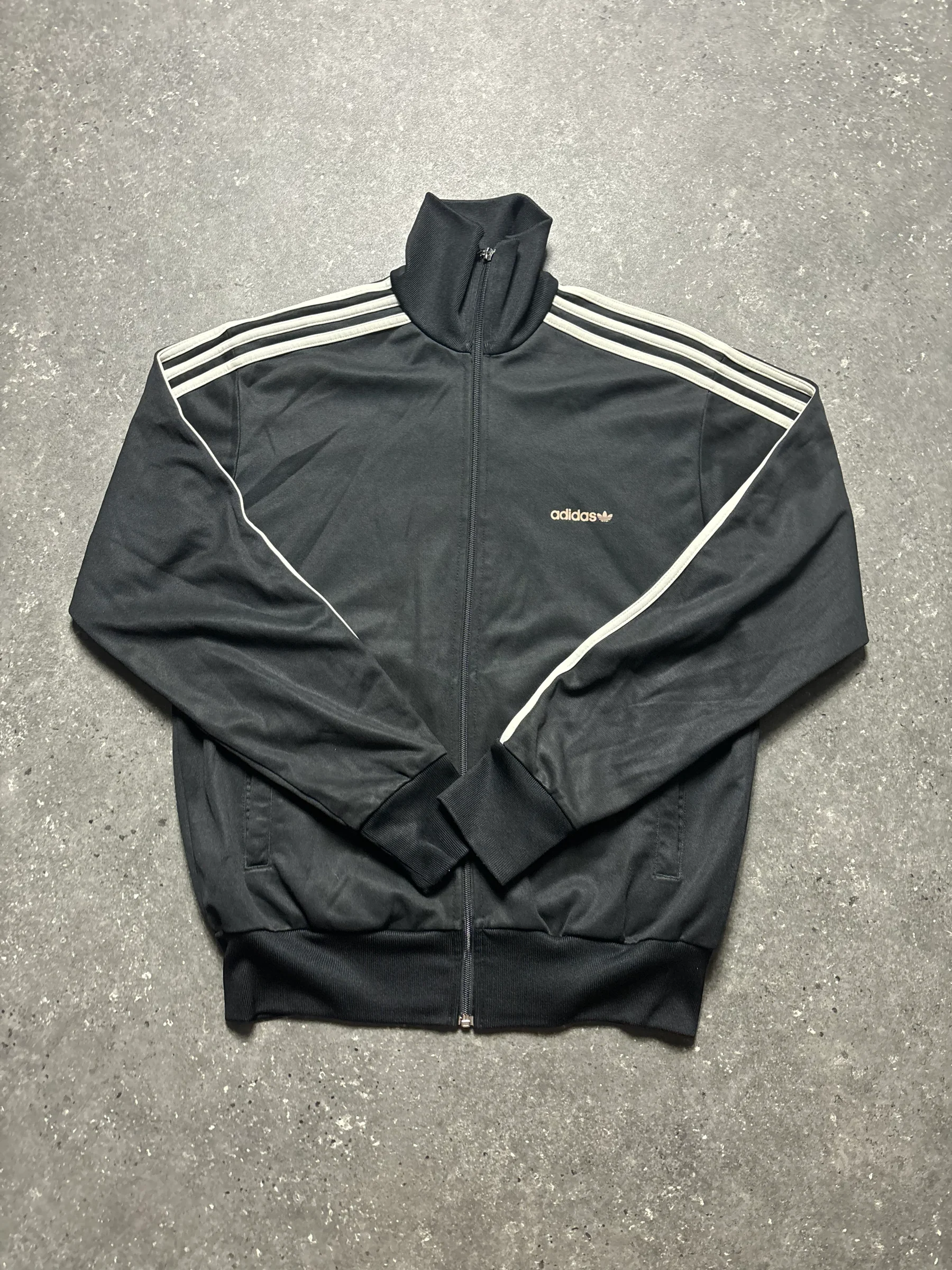 Adidas Jacke (L)