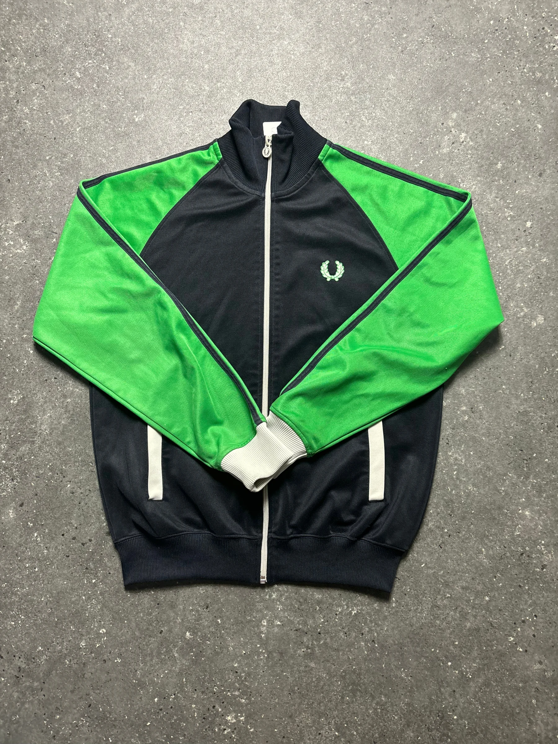 Fred Perry Jacke (S)