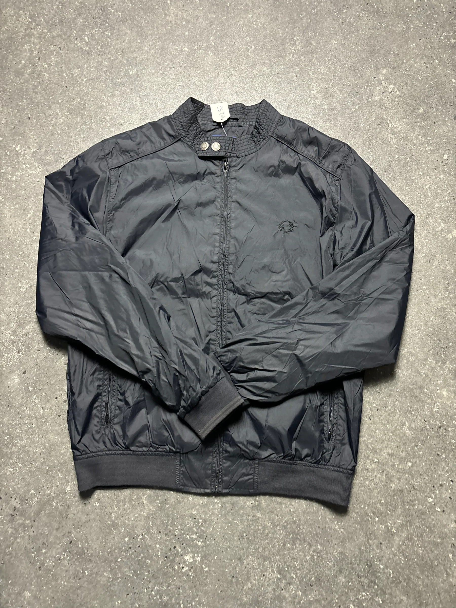 Fred Perry Jacke (M)