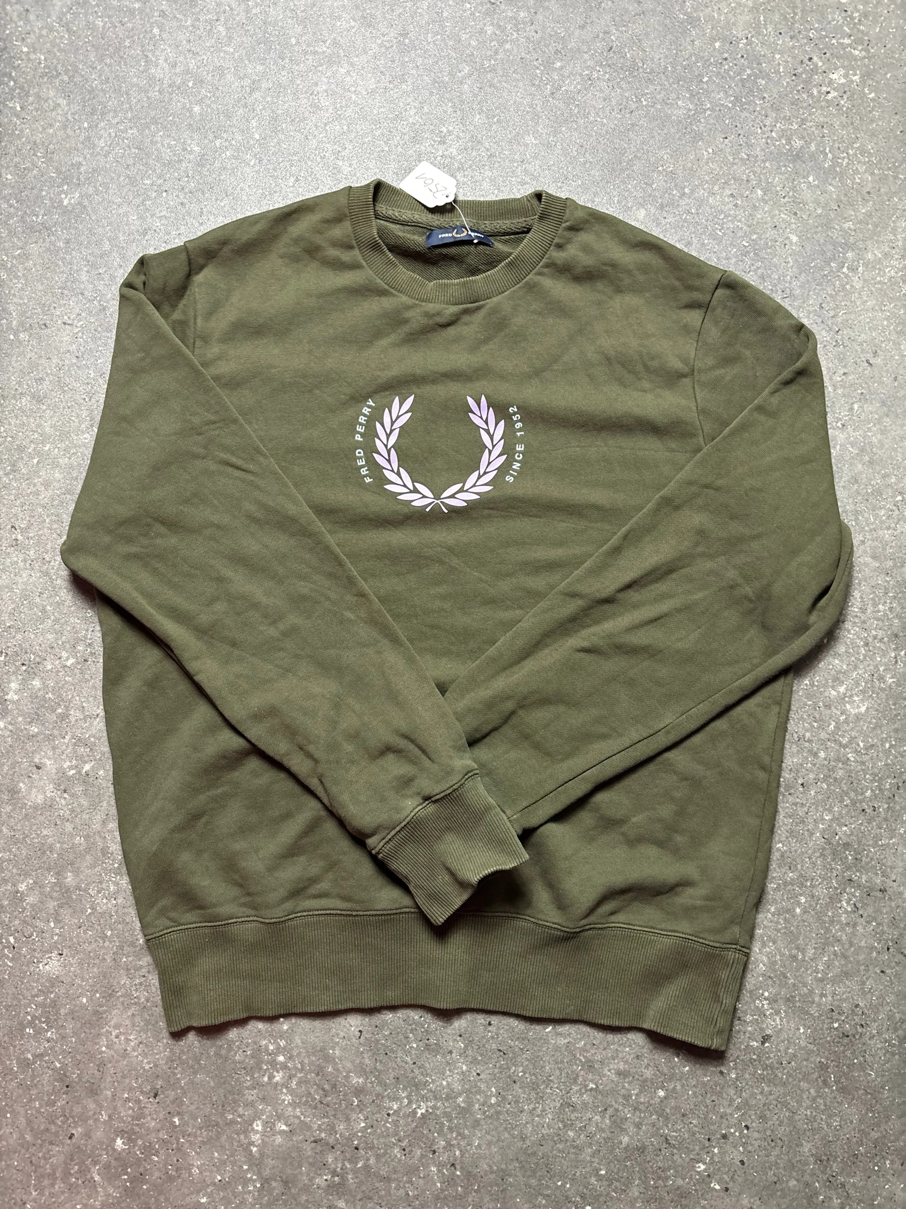 Fred Perry Sweater (L)