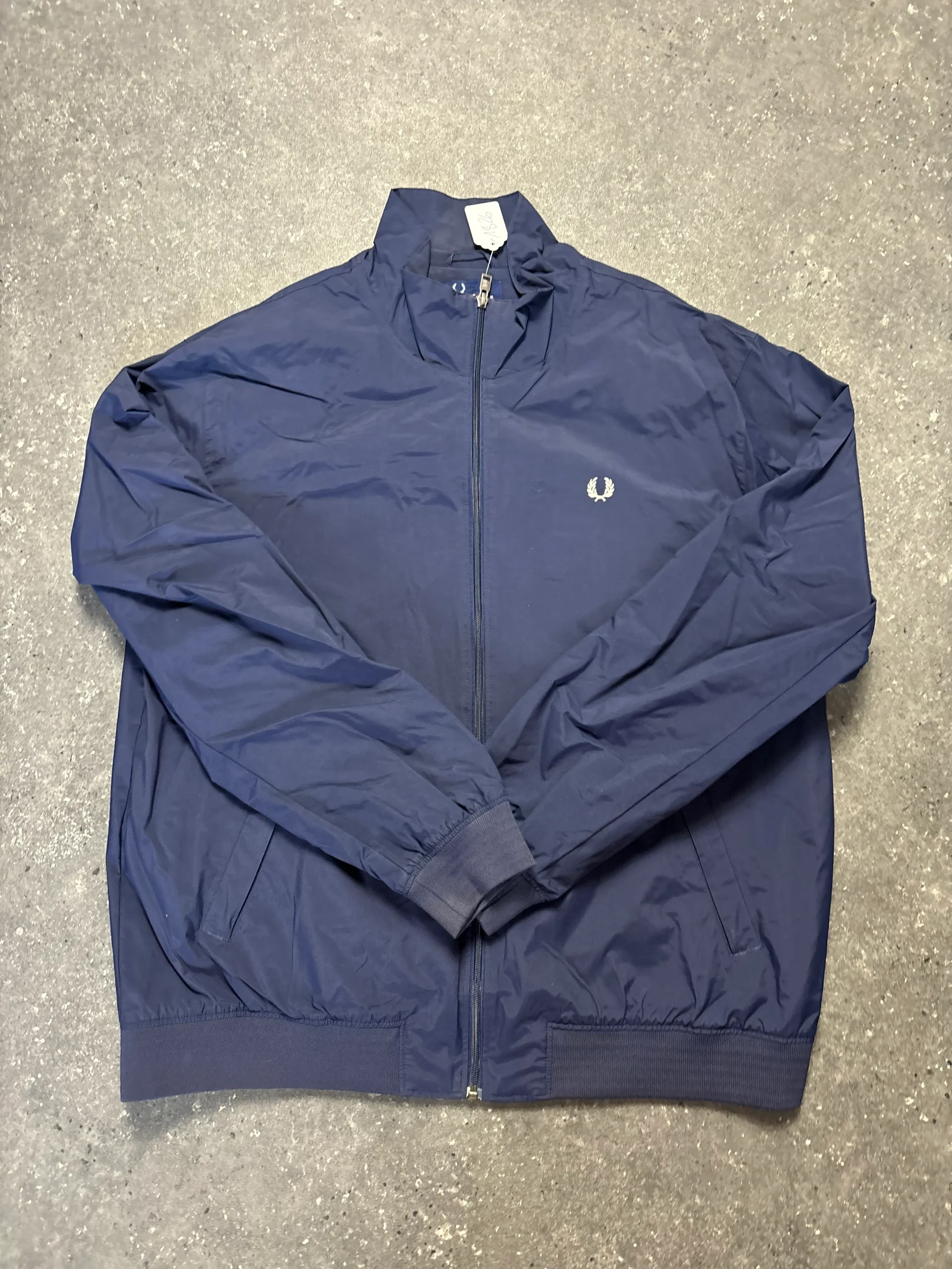 Fred Perry Jacke (XL)