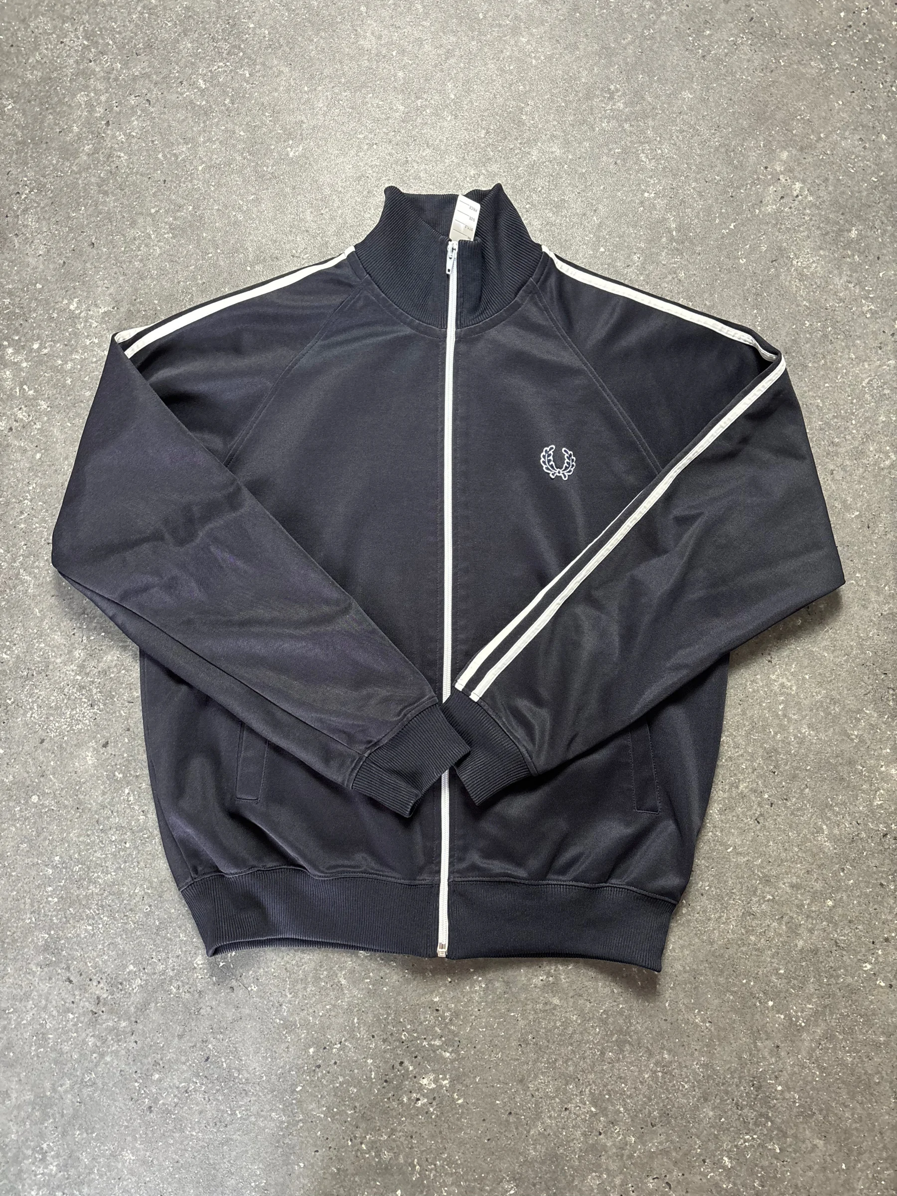 Fred Perry Jacke (M)
